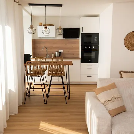 Le Manguier, & Apartman