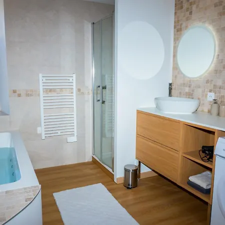Le Manguier, & Apartman